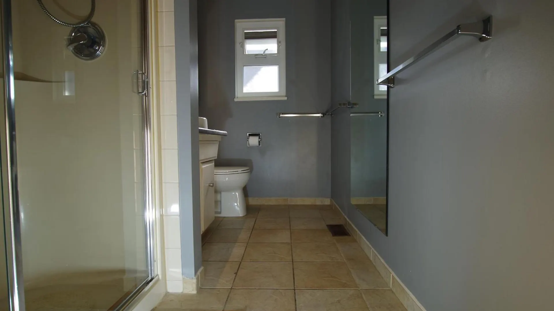 Homestay New Master Room & Private Washroom 203 Richmond